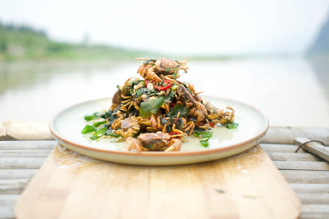 Chilli salted rice paddy crab