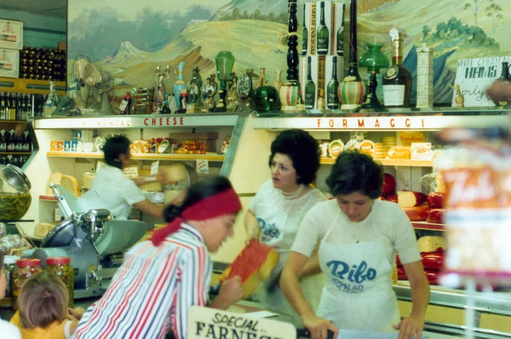 Re Store, John Re's daughter and grand daughter