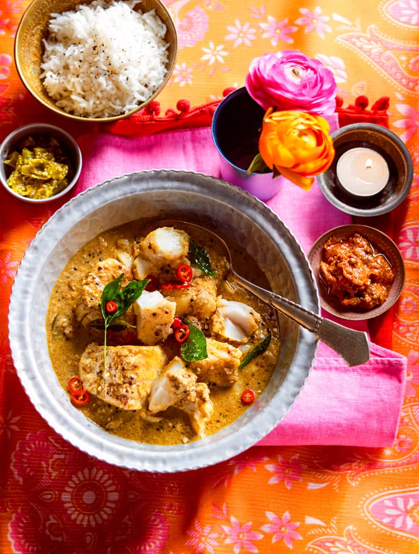 Fish in coconut (narial machhli)