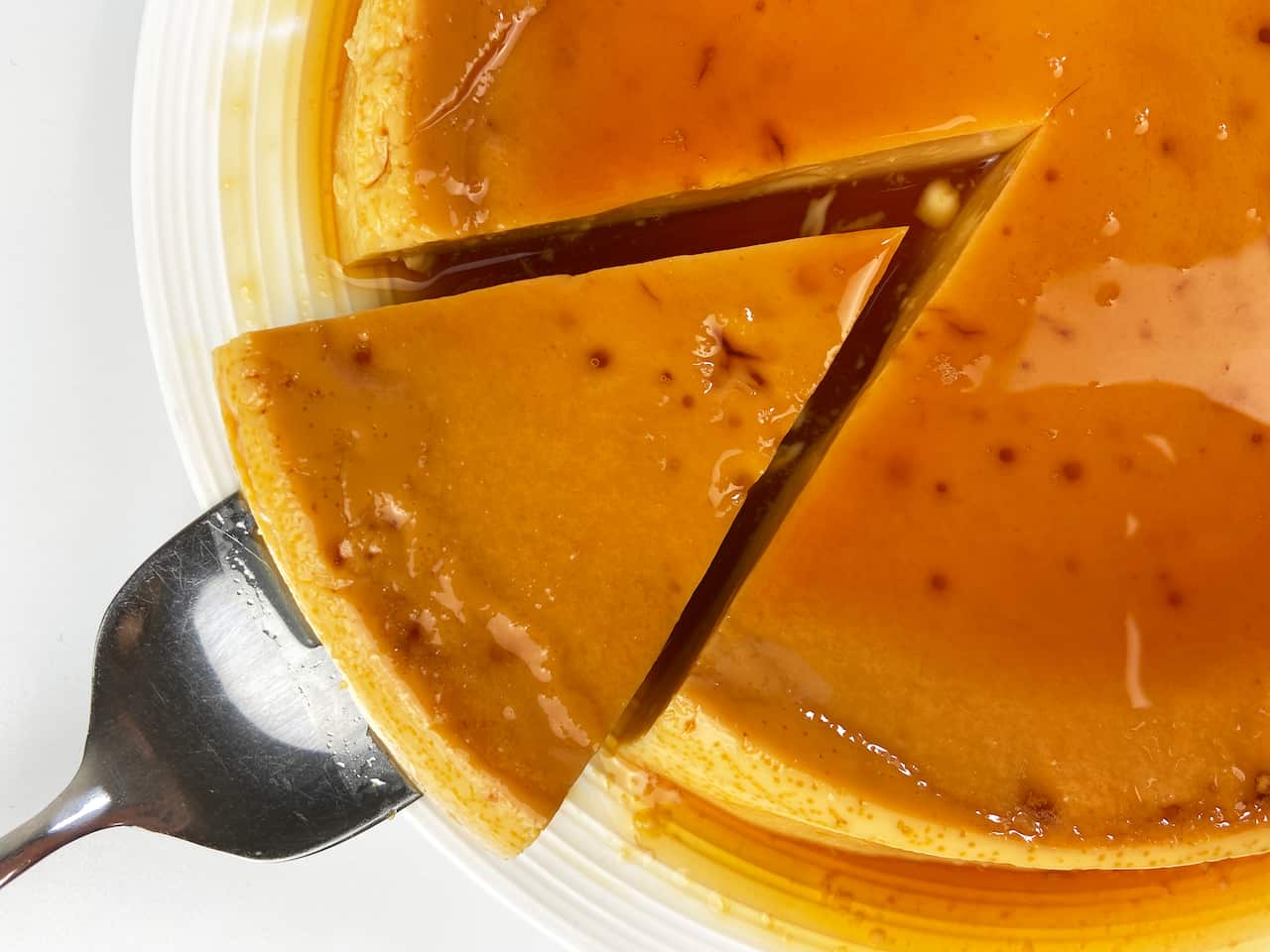 Flan slice