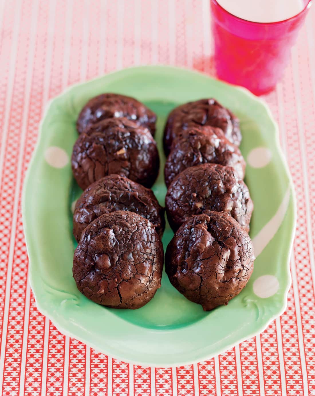 Flourless hazelnut and chocolate fudge cookies 