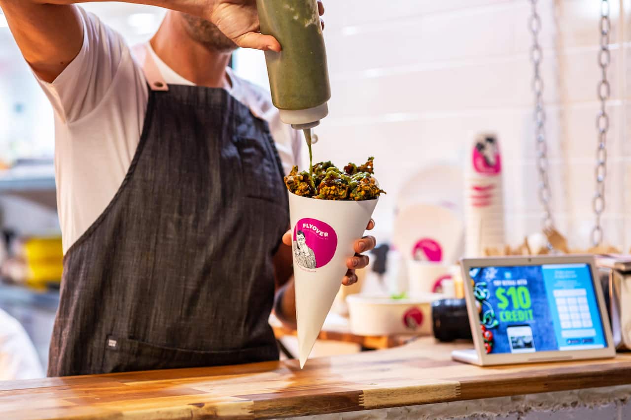 This tiny stand offers a creative spin on the popular Indian snack.