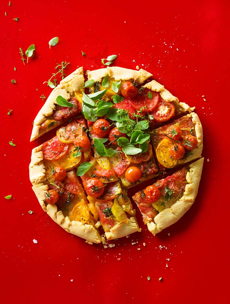 French tomato tart (tarte à la tomate)