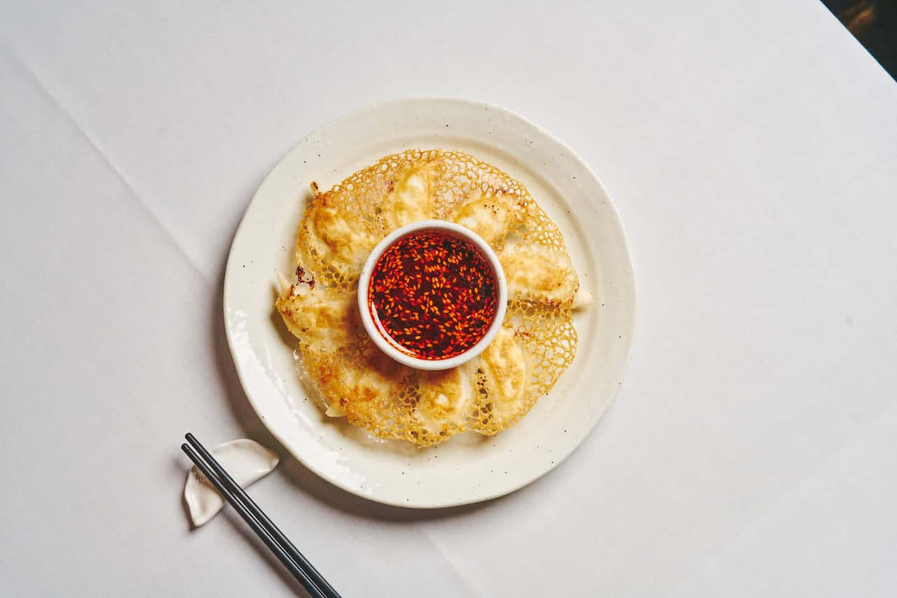 Pan-friend dumplings                               