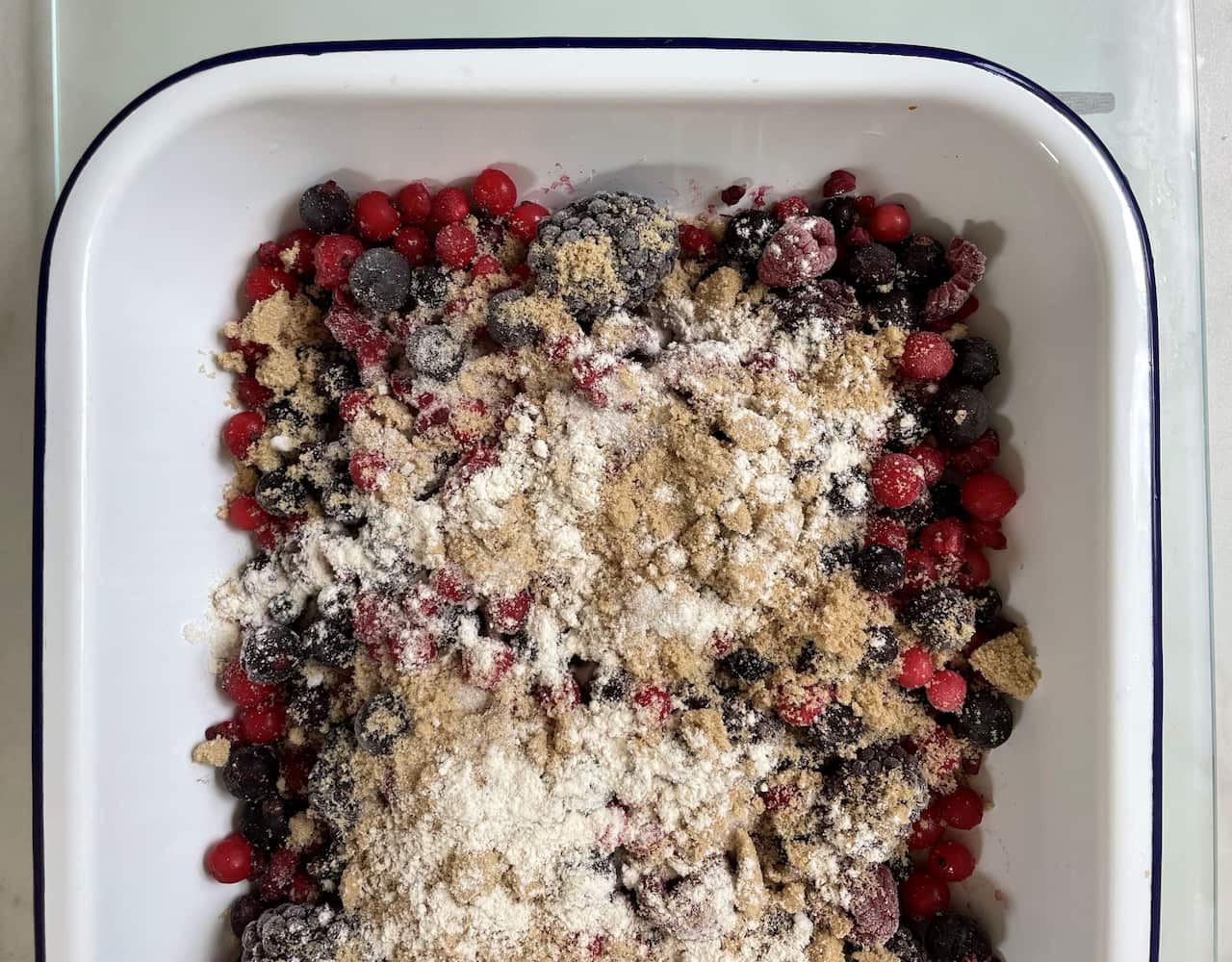 Frozen fruit dump cake