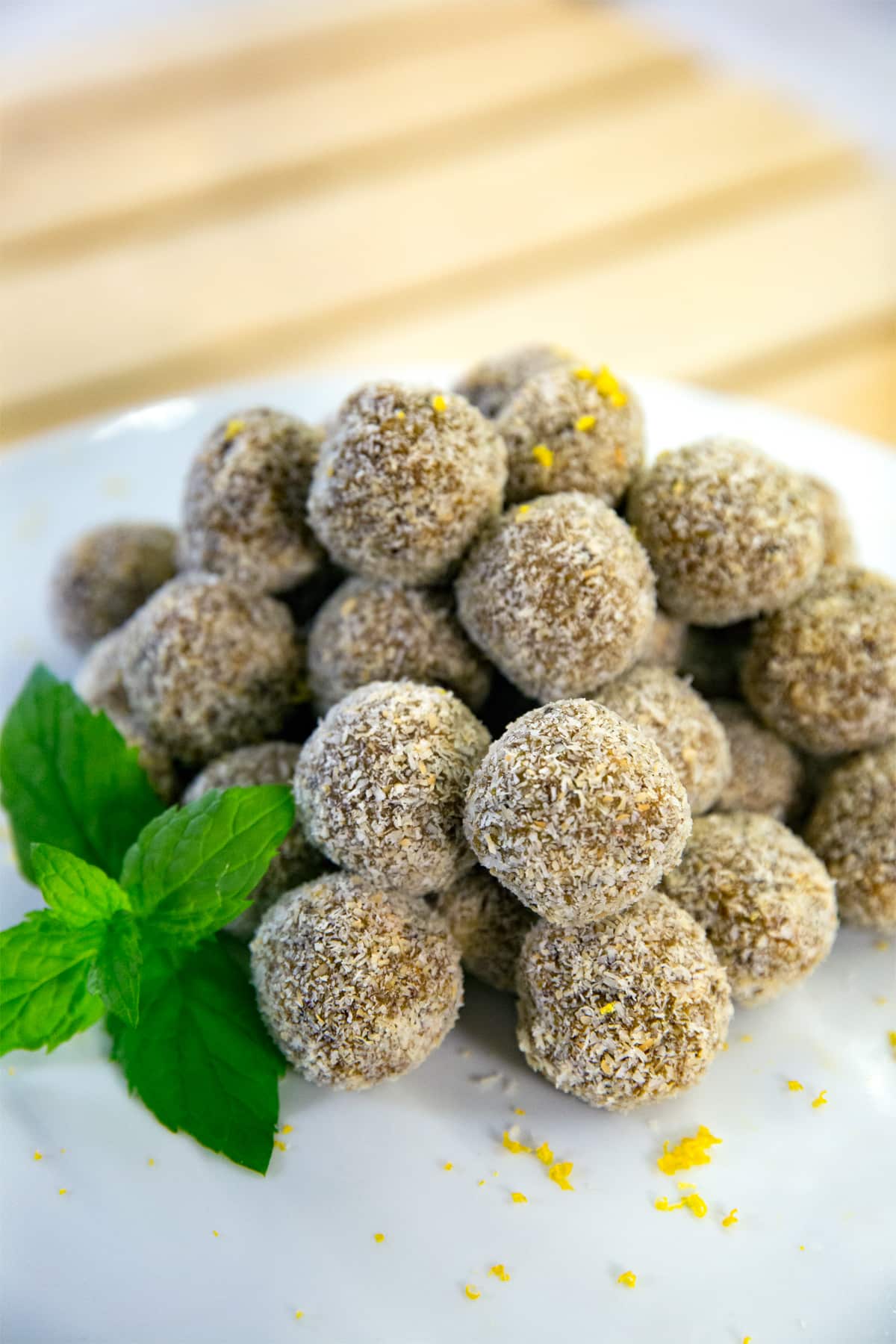 Fruity avocado bliss balls
