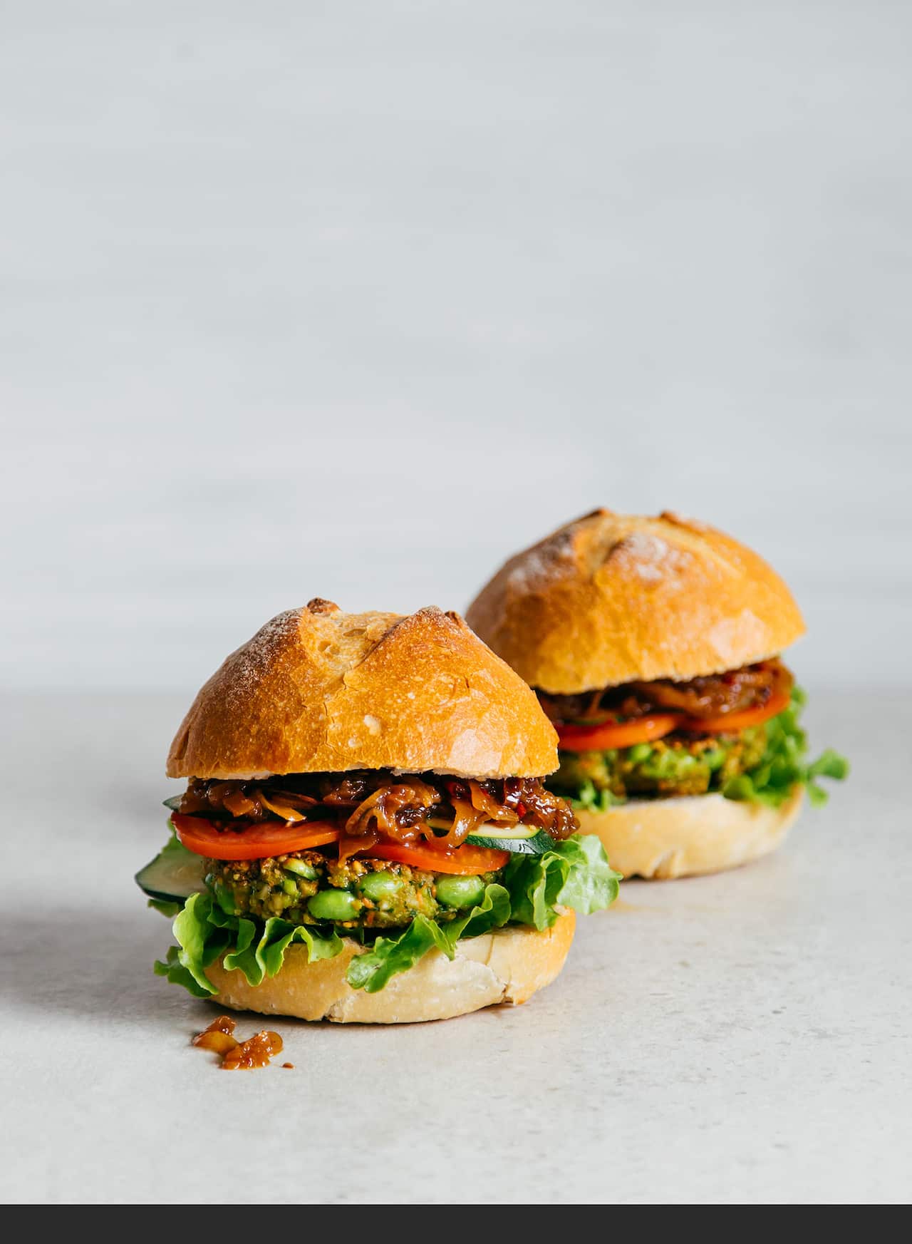 Edamame burgers with red onion jam