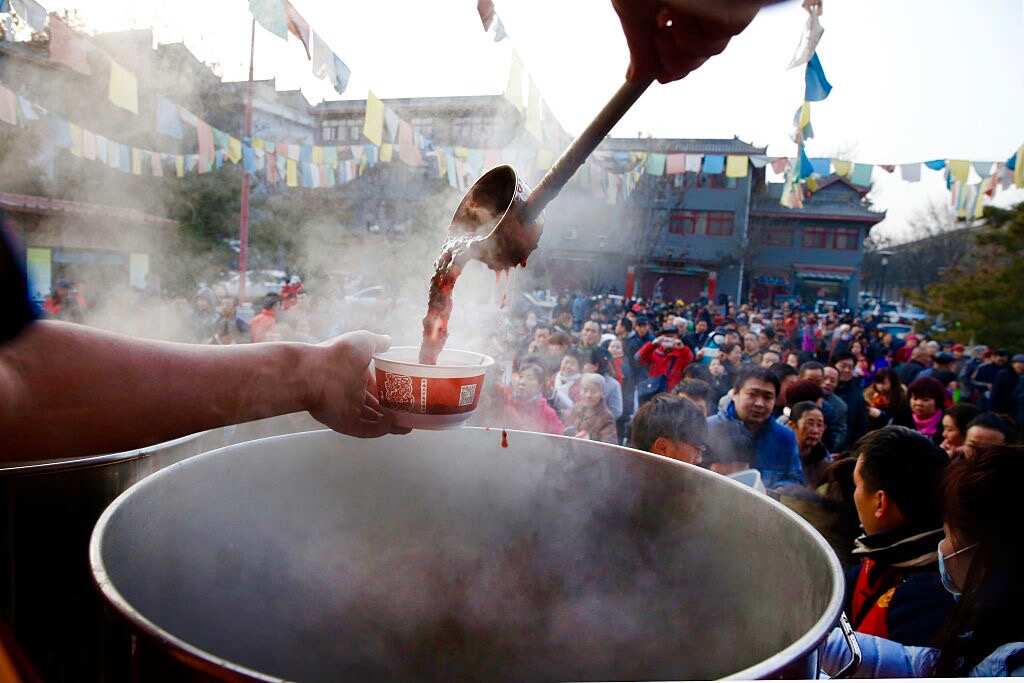 Chinese People Eat Laba Congee To Celebrate Laba Festival