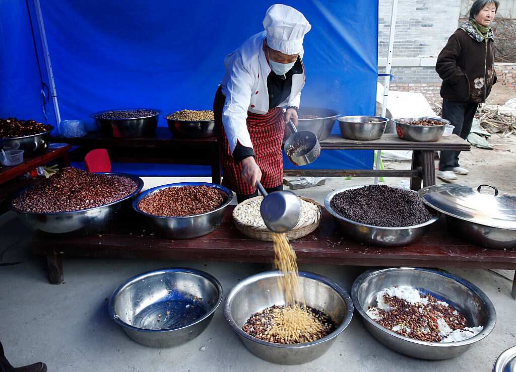 Ingredients to make congee in China