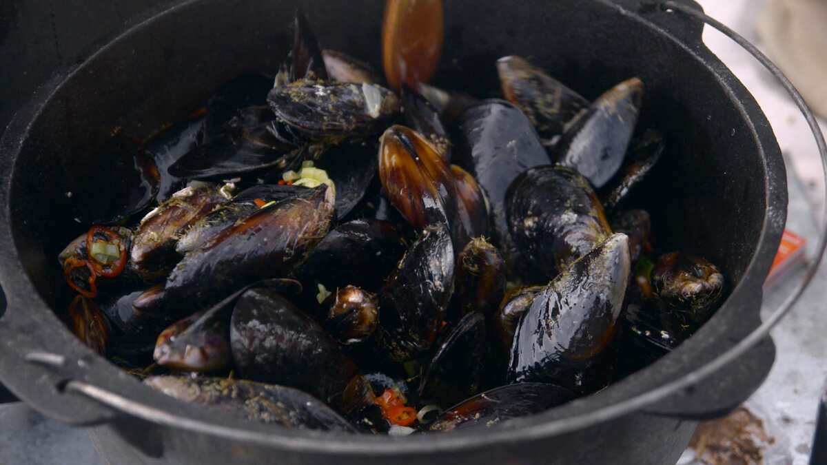 Mussels with saffron 