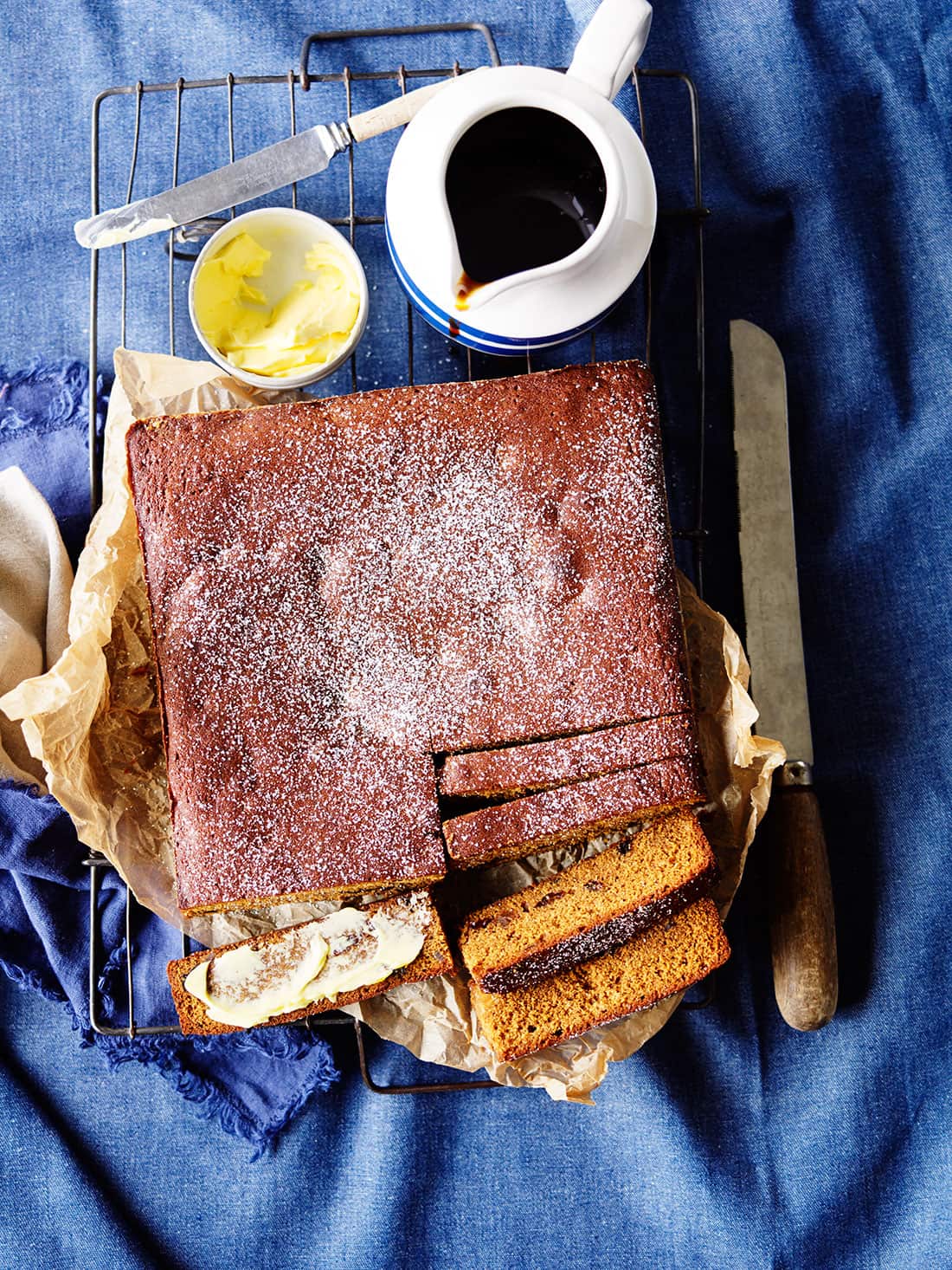 Dark gingerbread cake