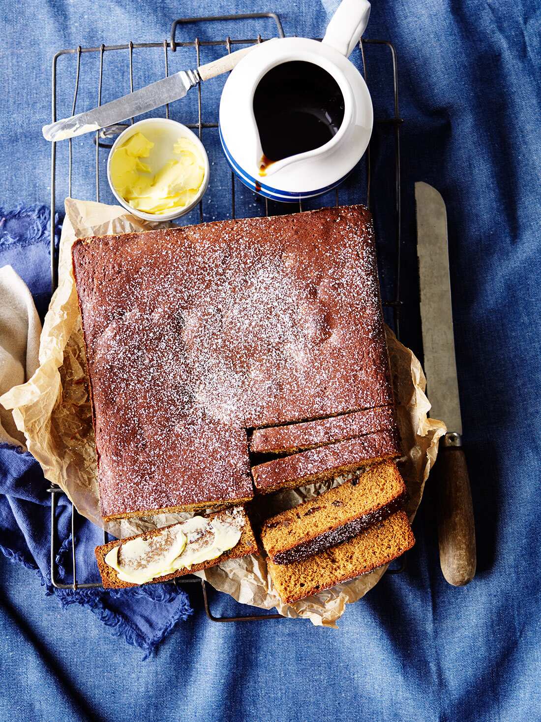 Dark gingerbread cake