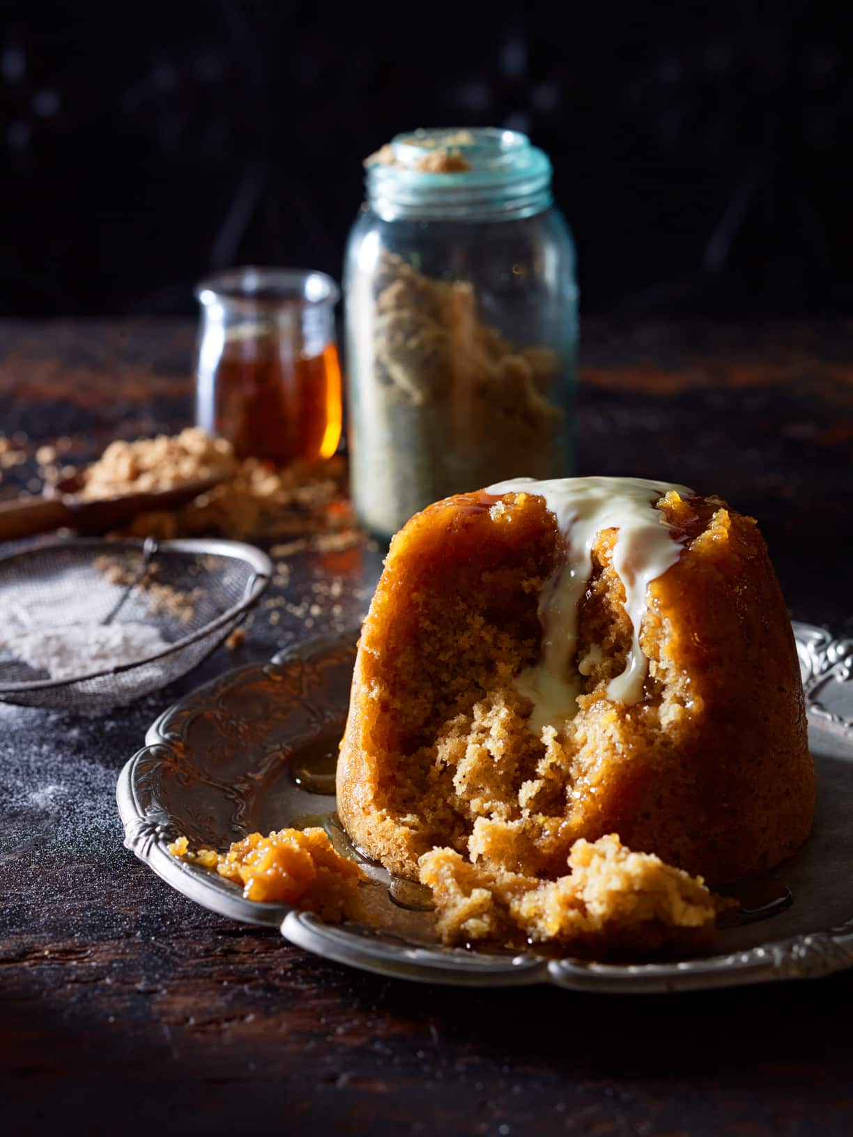 Golden syrup sponge pudding with english vanilla custard