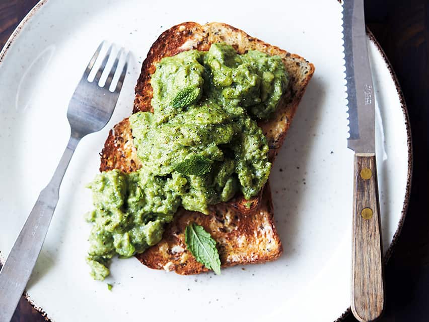 Green eggs made with green sauce