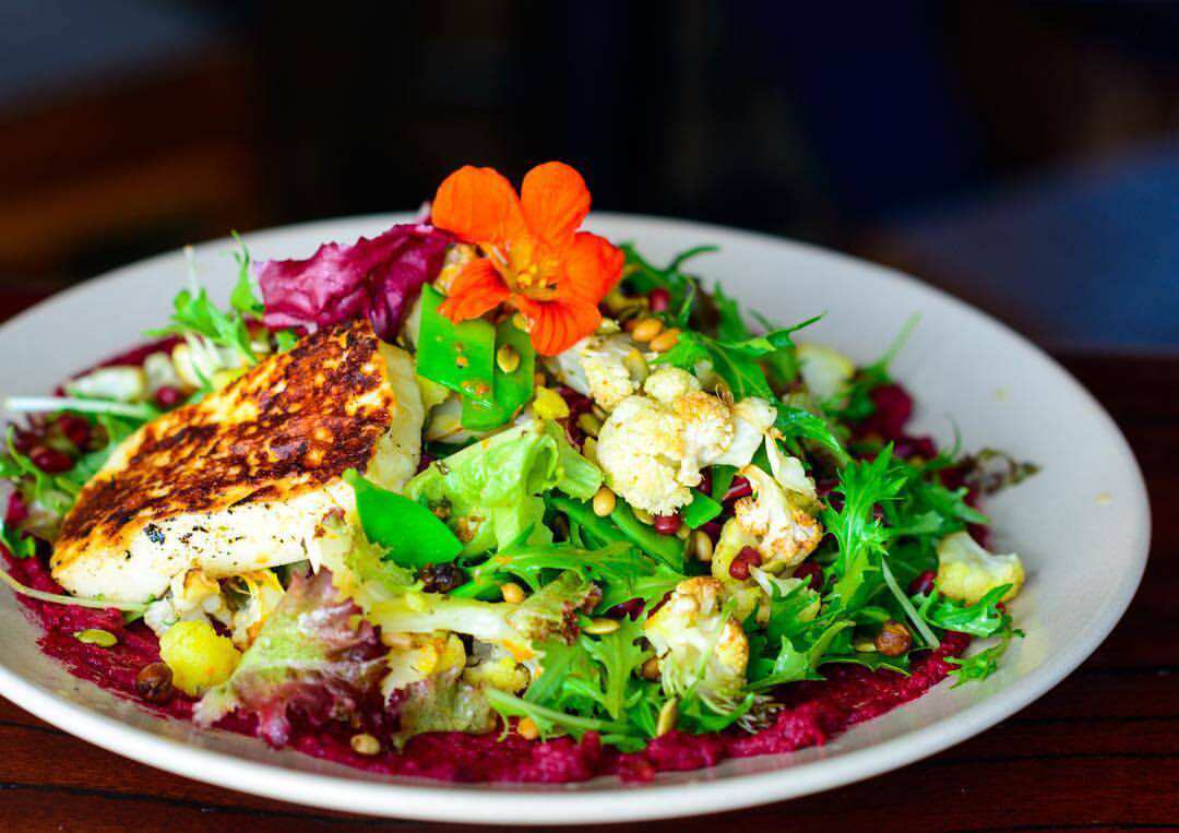 A rotating seasonal specials menu keeps locals on their toes.