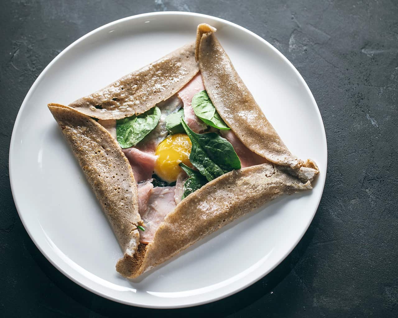 Ham, cheese and egg buckwheat galette