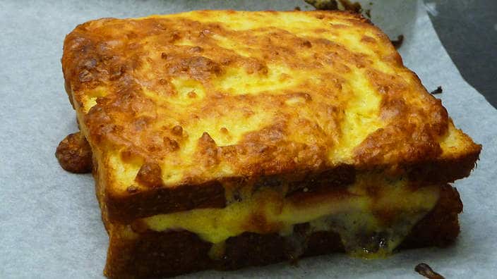 Cheese and ham toasted sandwich