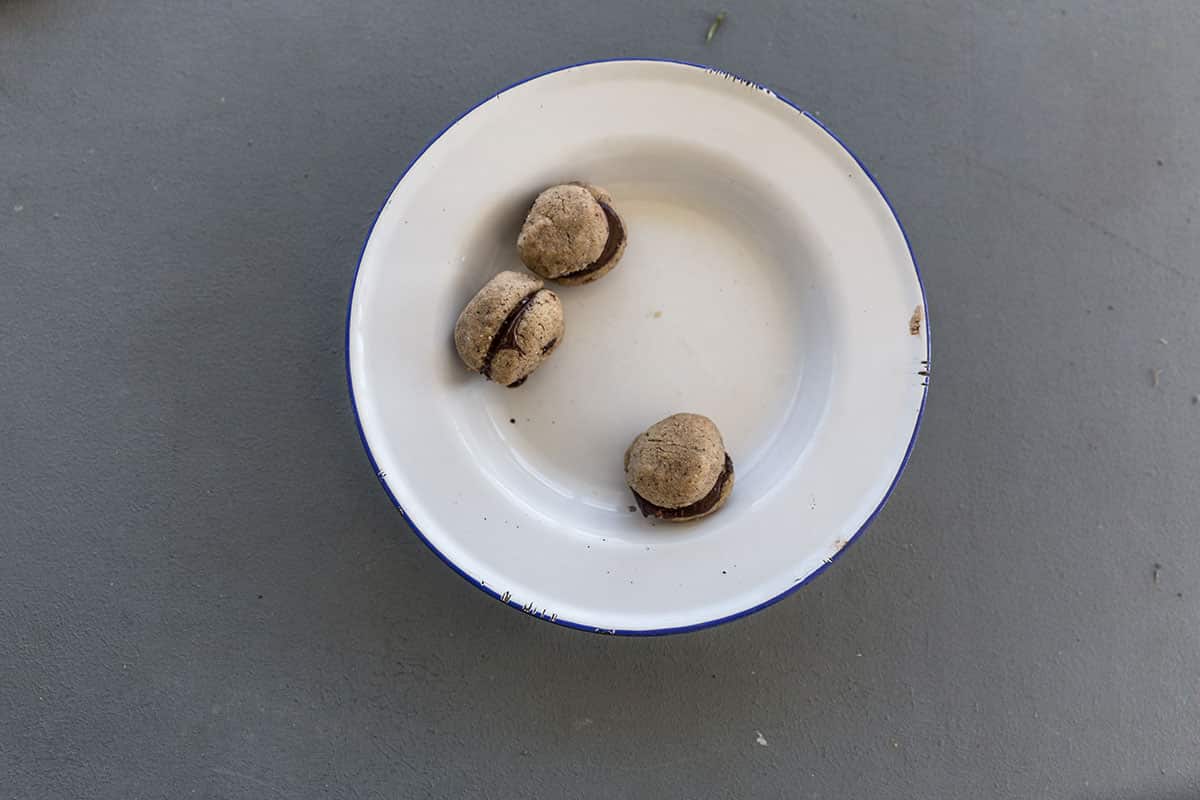 Hazelnut kisses