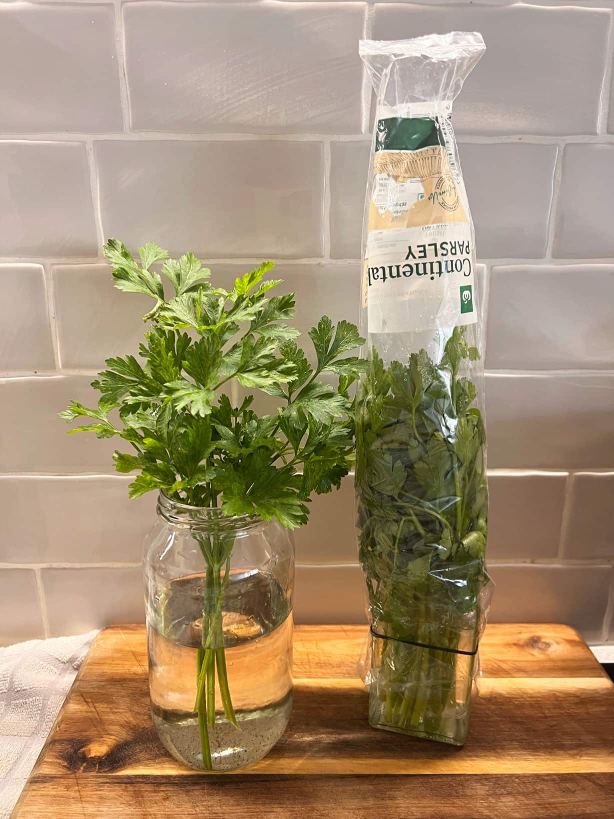 How to store parsley