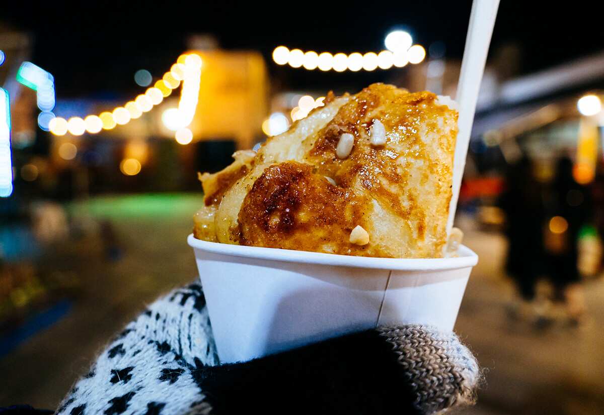 hotteok at Gwangju market in Korea