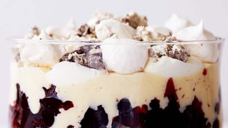 Middle Eastern trifle