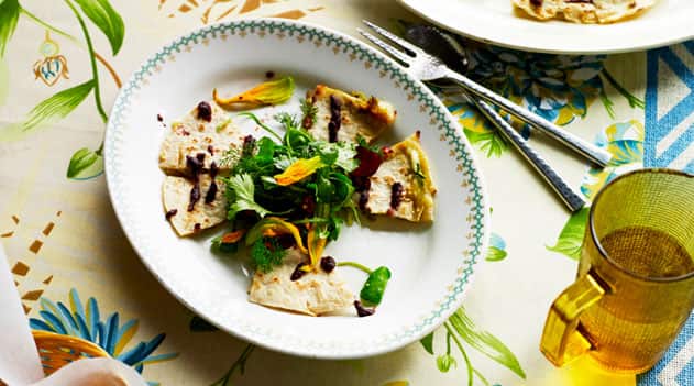sbs-quesadillas-with-zucchini-flowers_1240067257