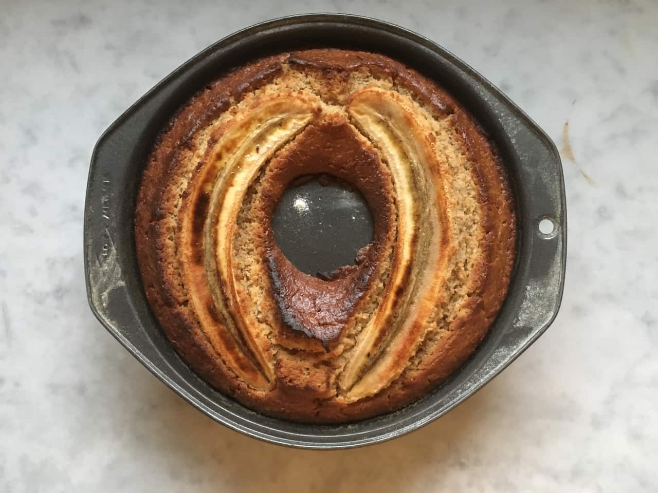 Banana bread bundt