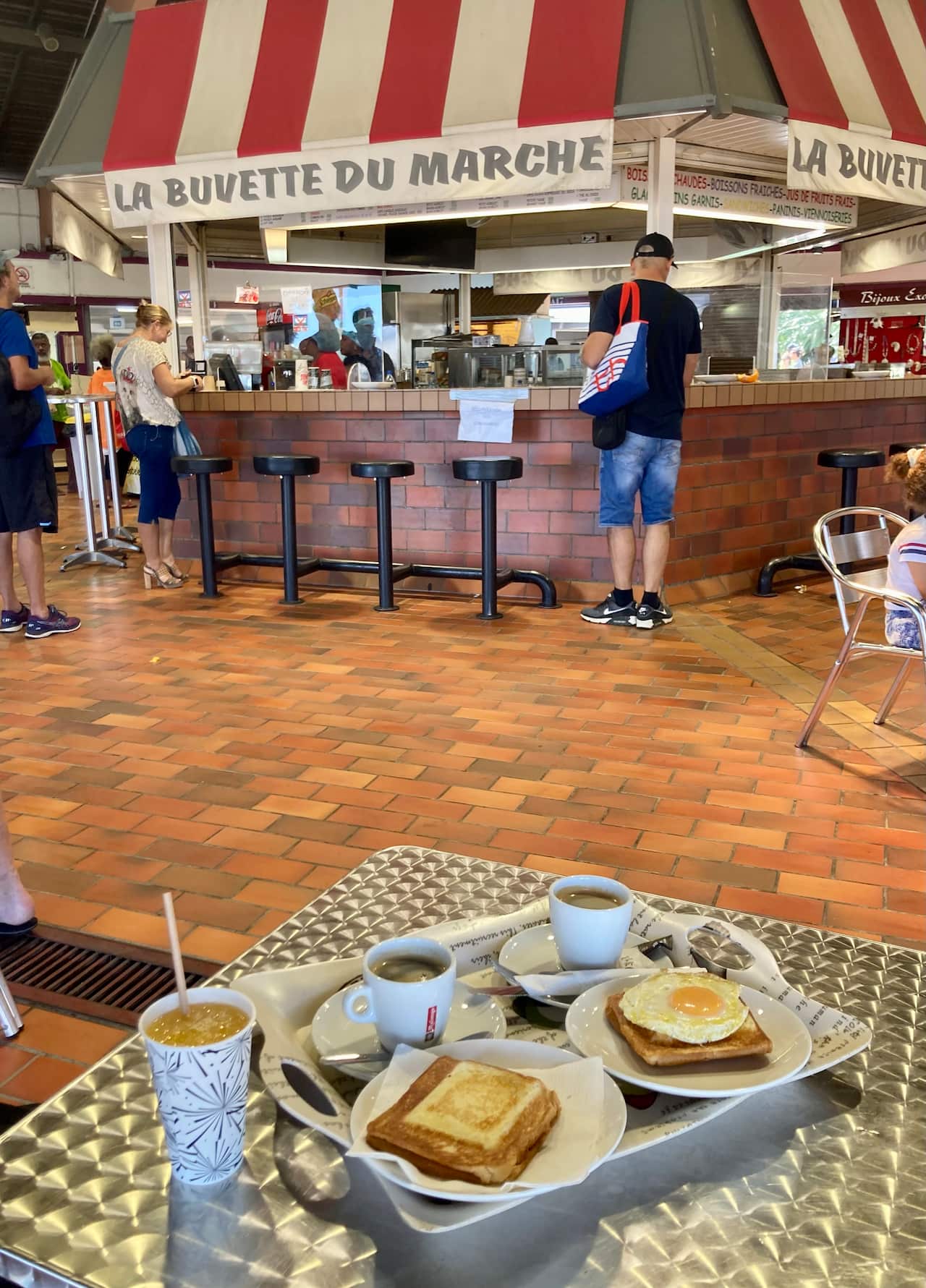 Breakfast is served at Port Moselle Market.