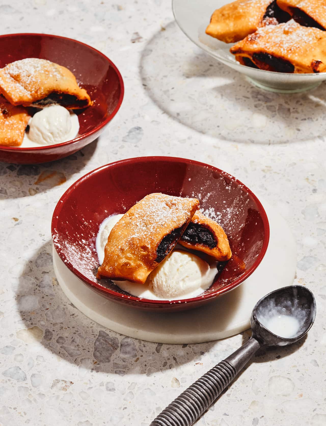 Imqaret (translated to mean 'diamonds') are a date-filled pastry that are a staple dessert of Malta, found in many homes and bakeries across the islands. 