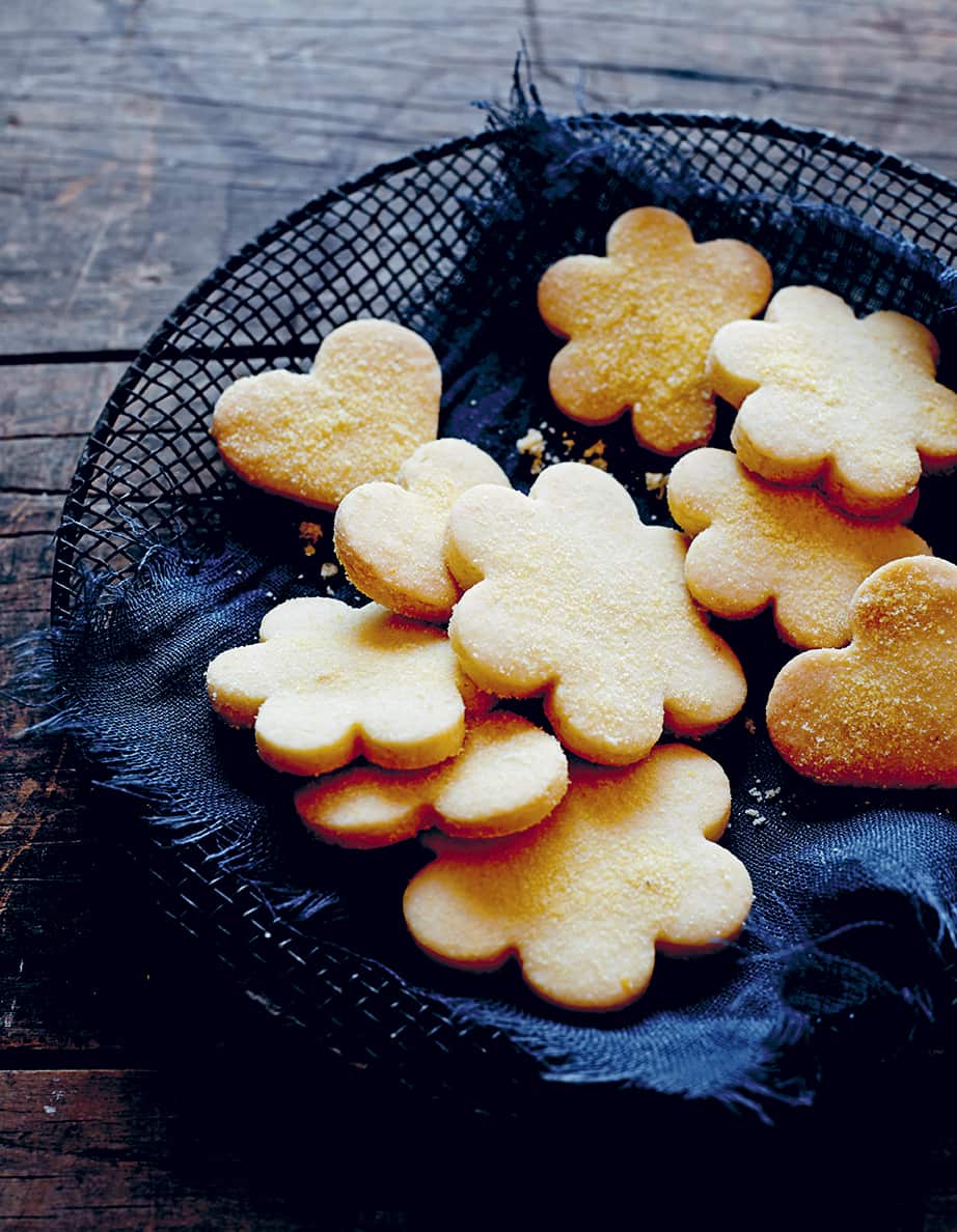 Crunchy lemon and polenta shortbread flowers