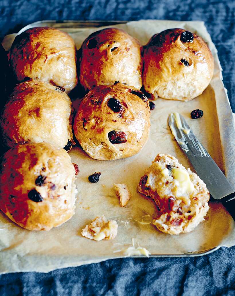 Sticky fruit buns