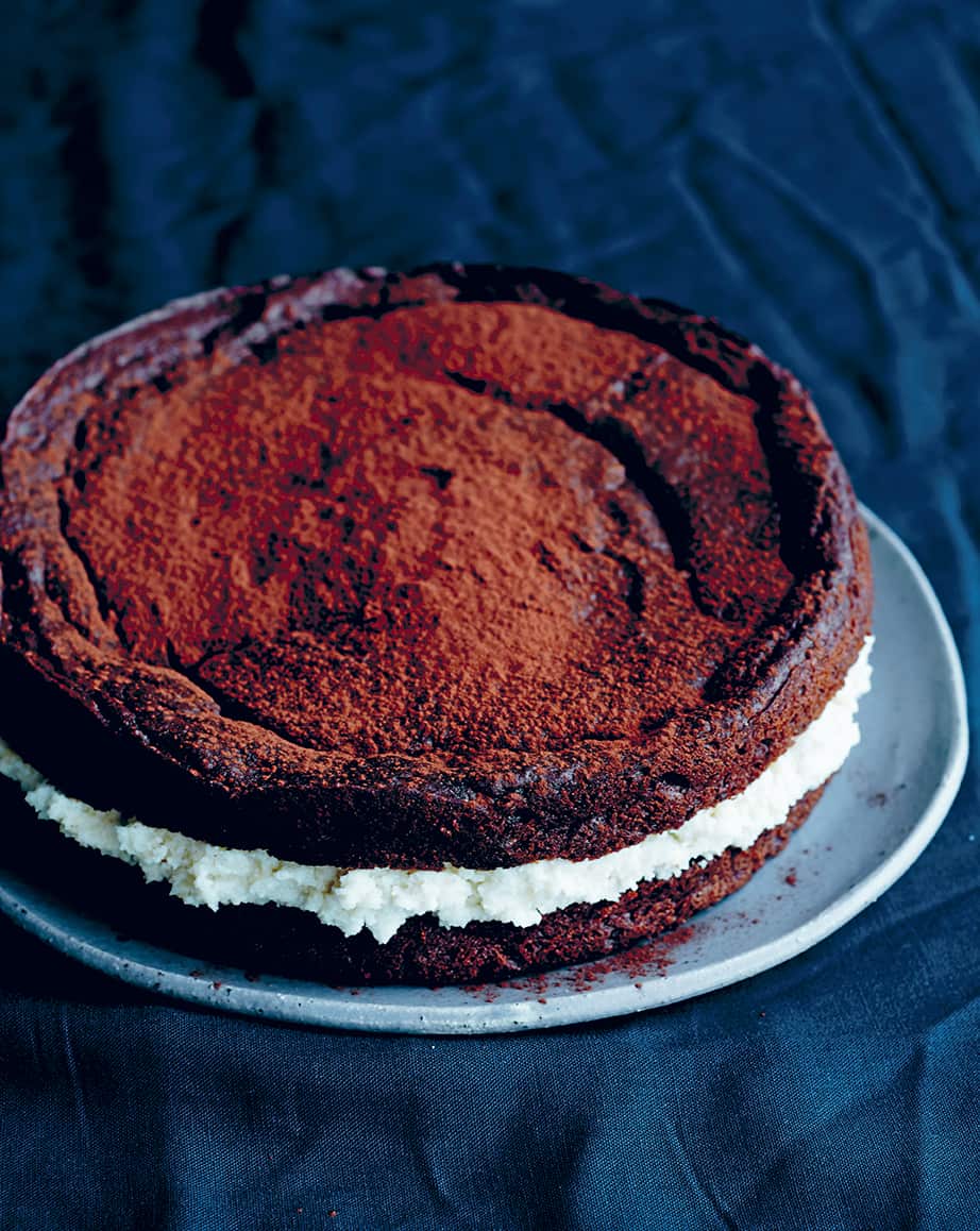 Chocolaty sweet potato & macadamia cream cake 