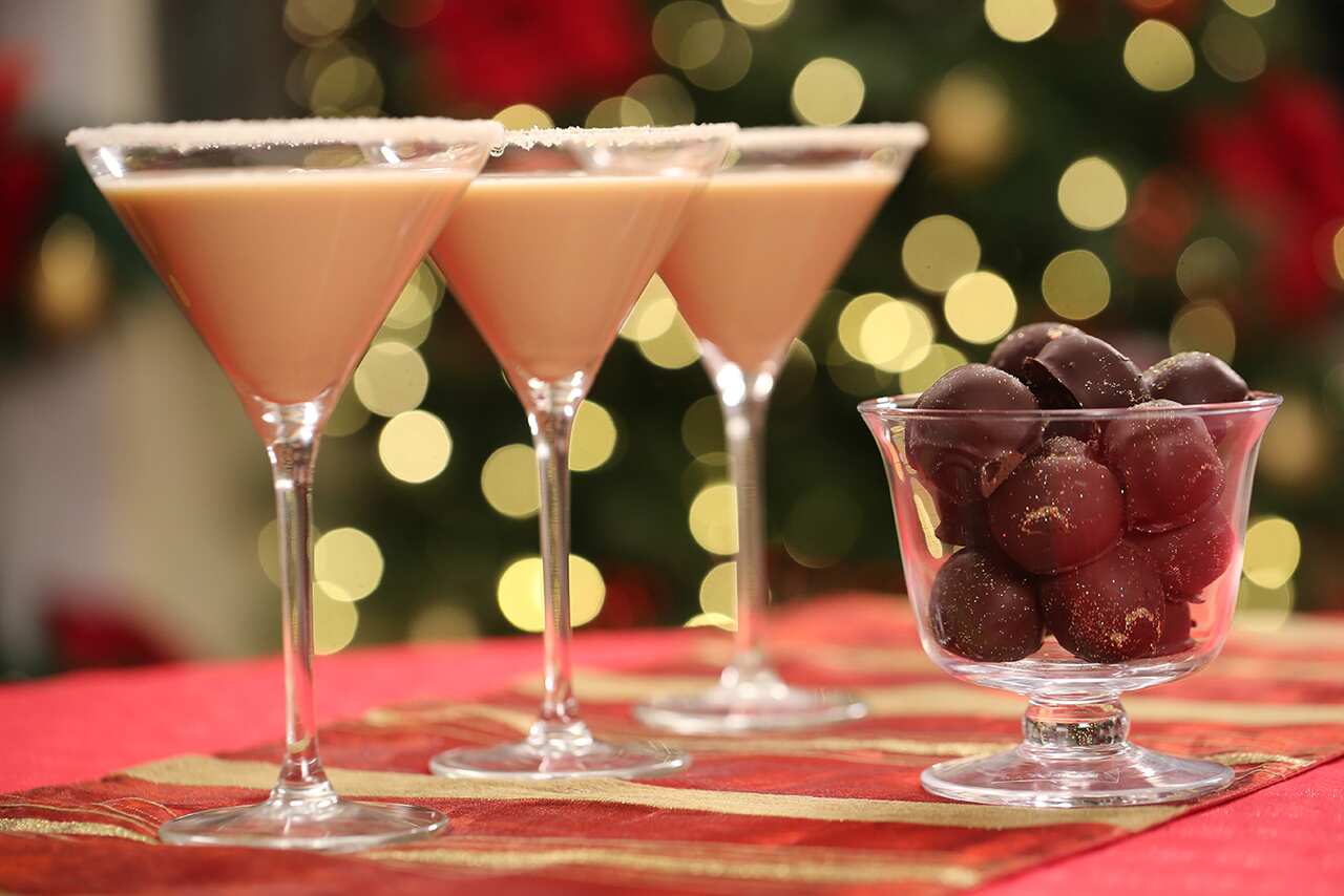 Gingerbread cocktails and white chocolate truffles