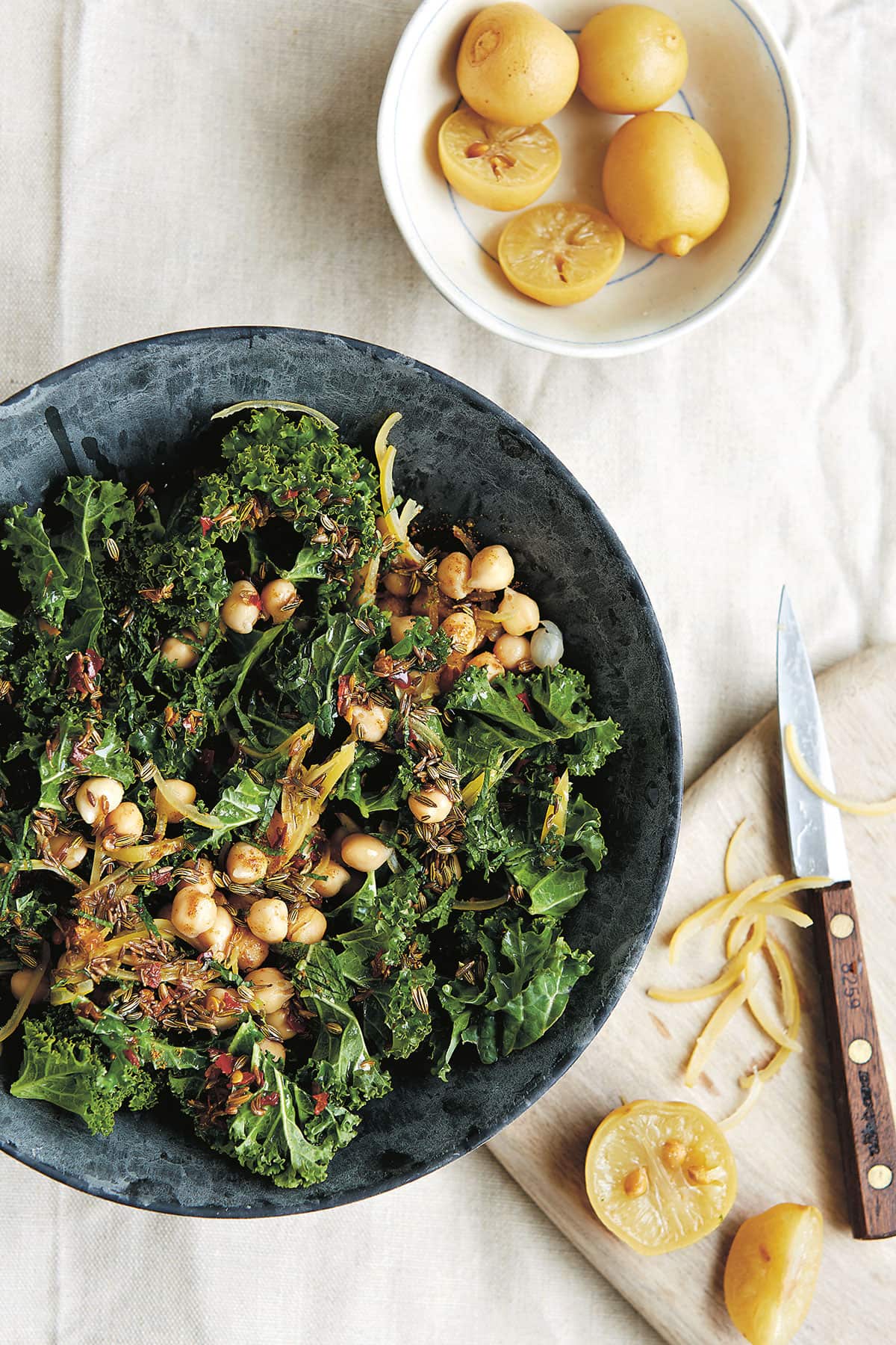 kale and chickpea salad
