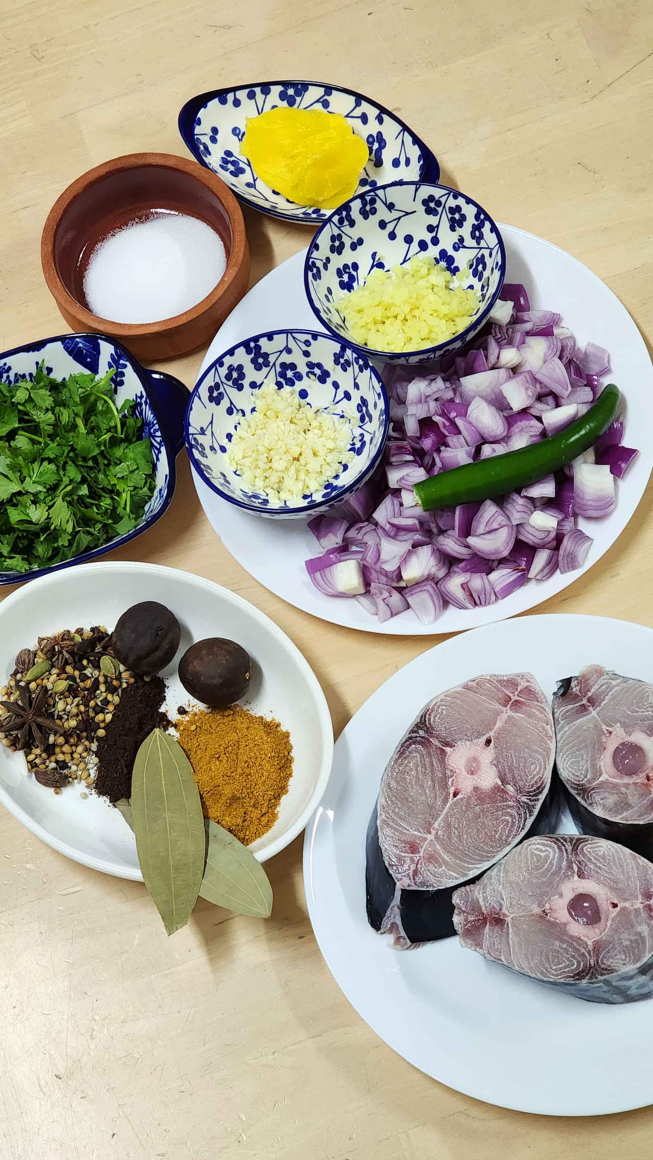 Qatari spiced fish and rice (Machbous kanaad) 