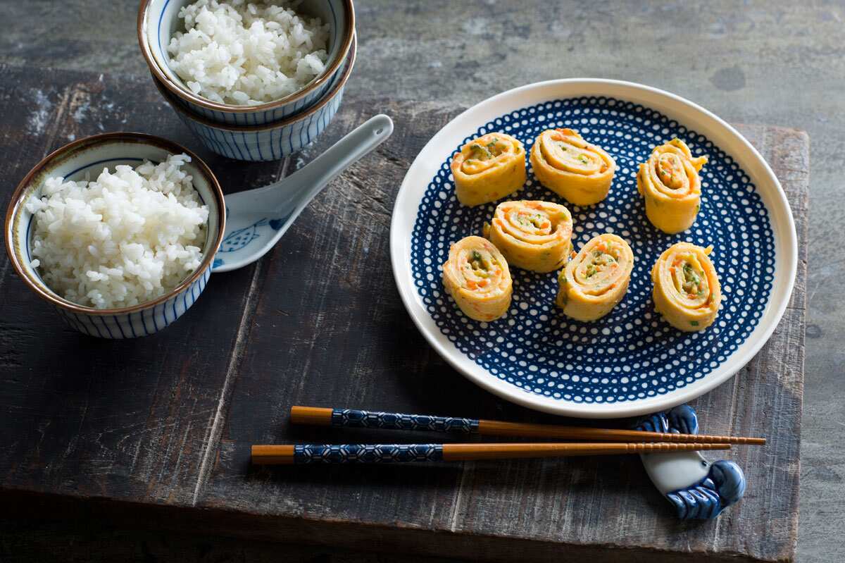 Rolled egg omelette (gyeran mari)