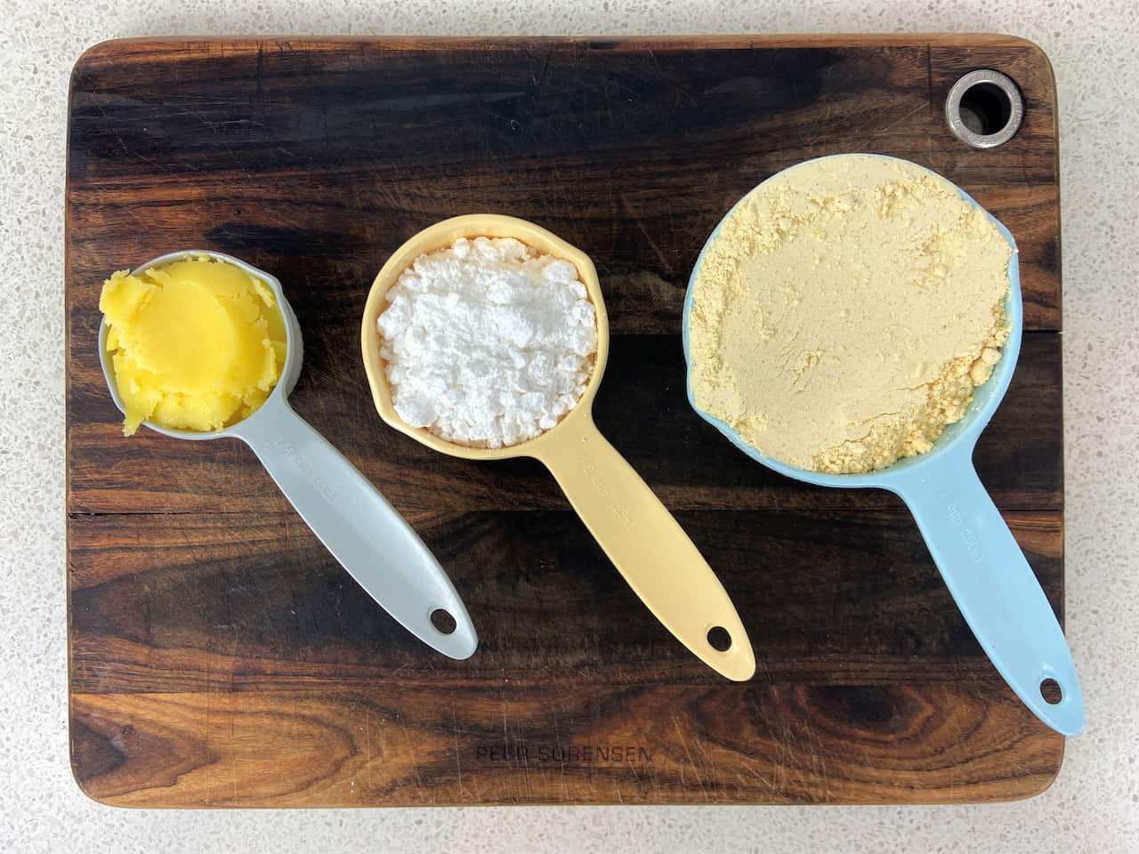 Besan ladoo ingredients