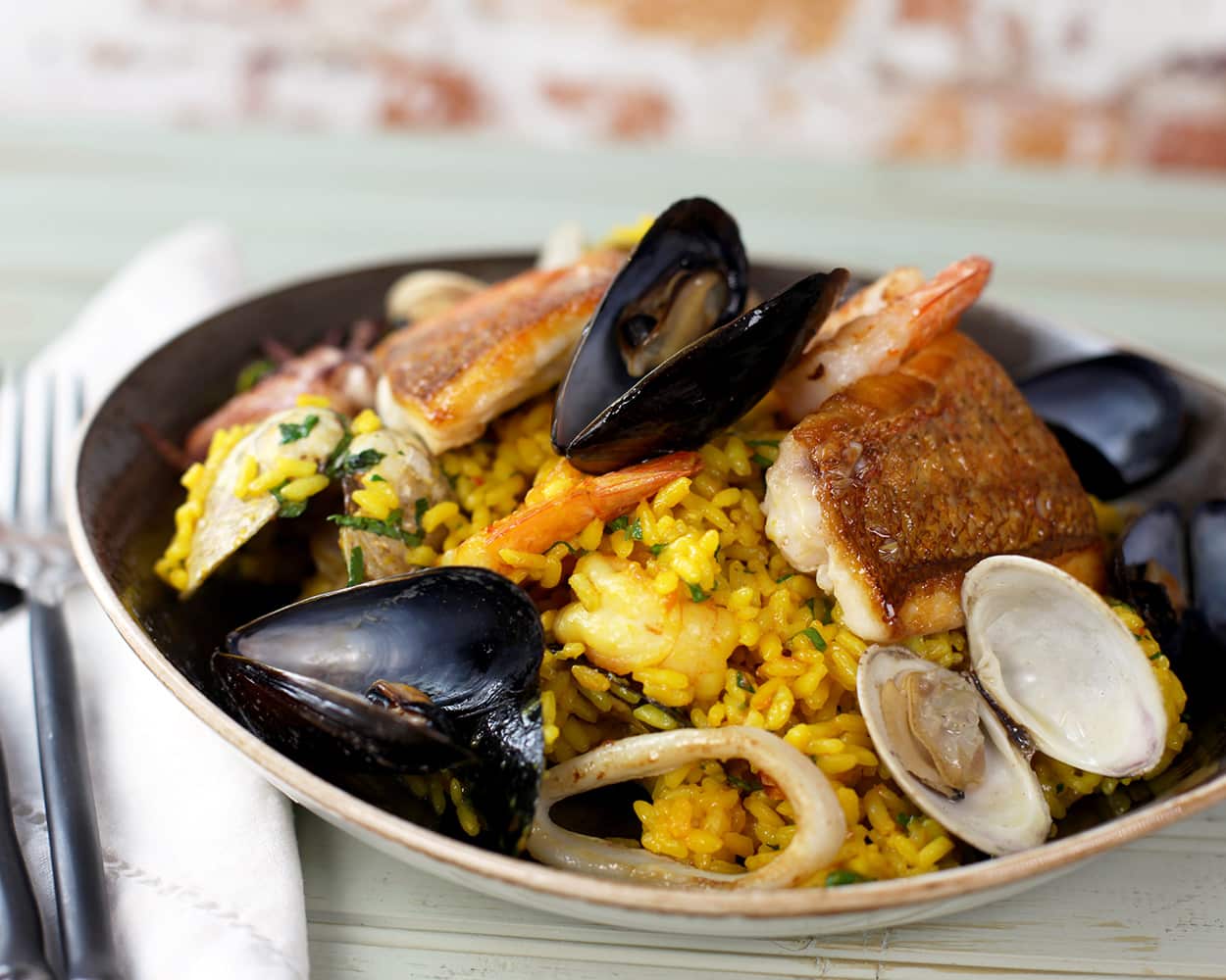 Tigreton's seafood paella