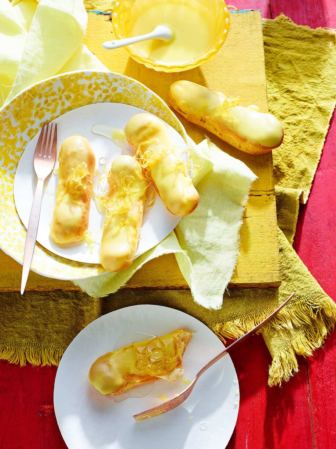 Lemon eclairs