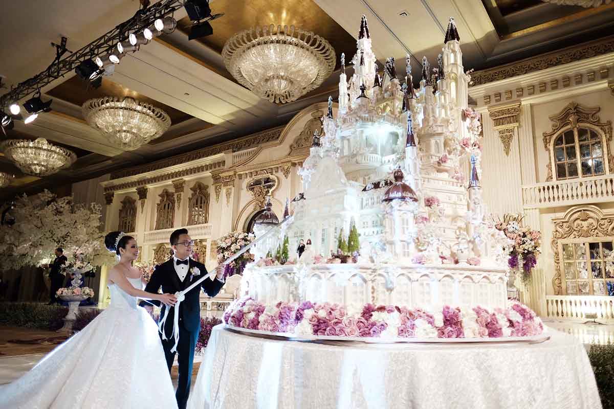 LeNovelle Wedding cake 