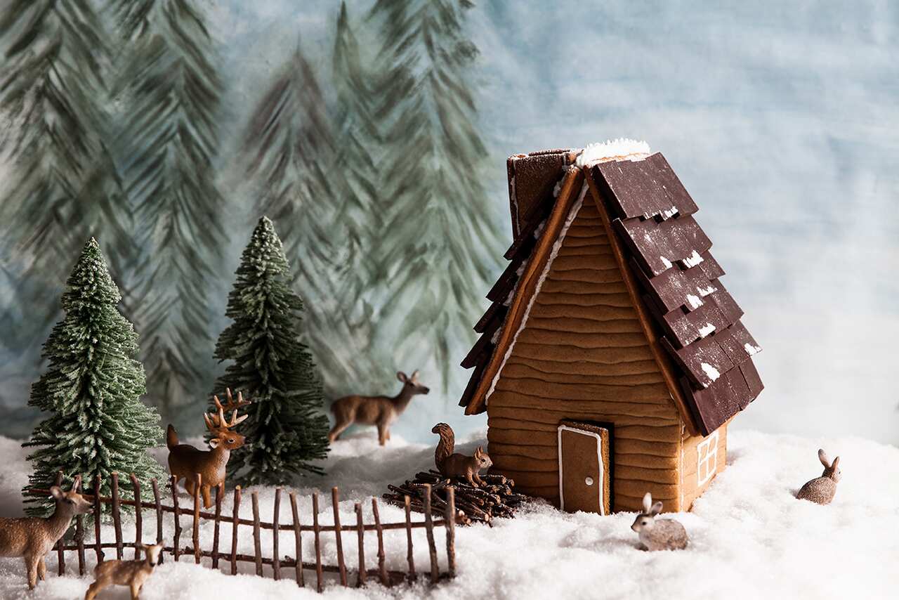 Gingerbread log cabin