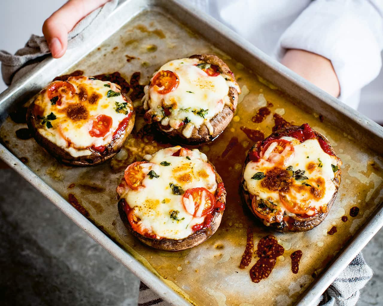 Low-carb portobello pizzas