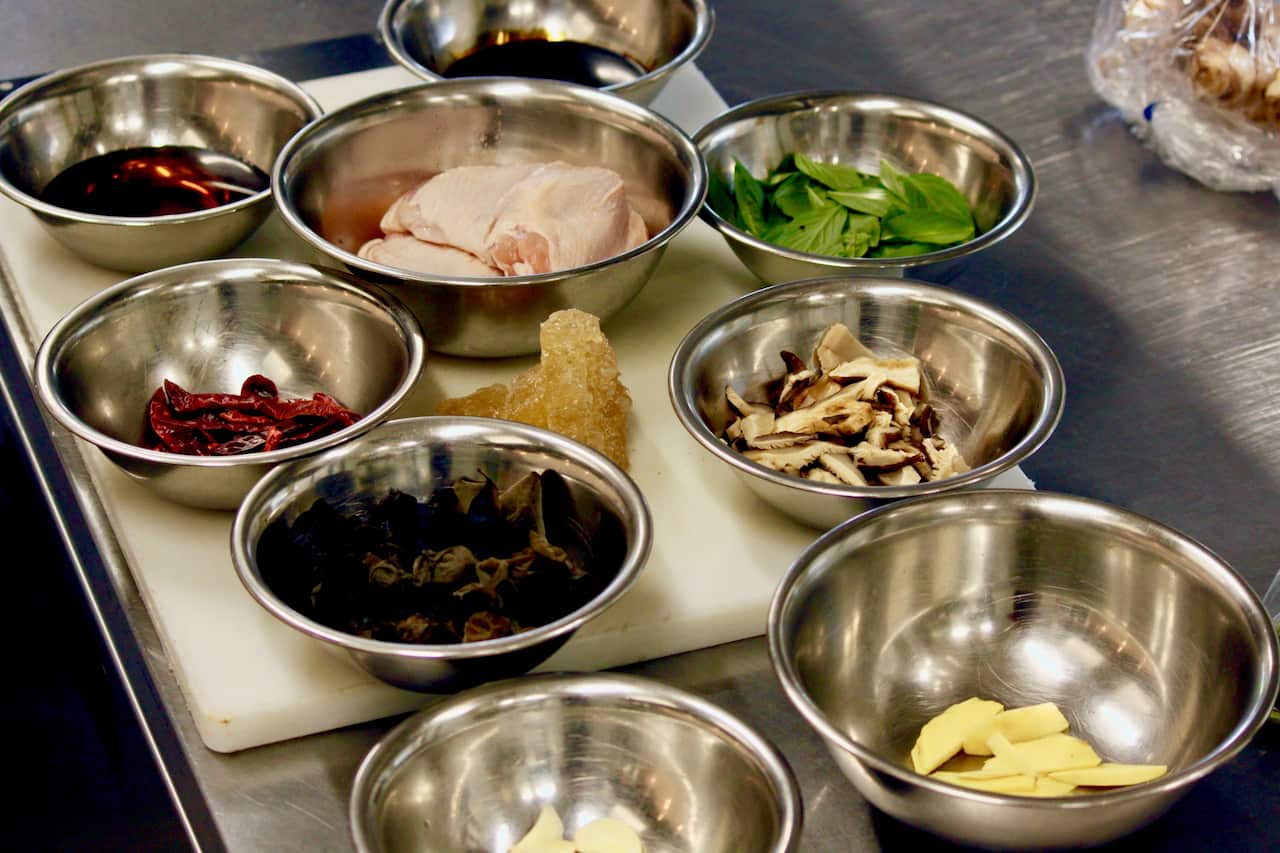 Three-cup chicken ingredients