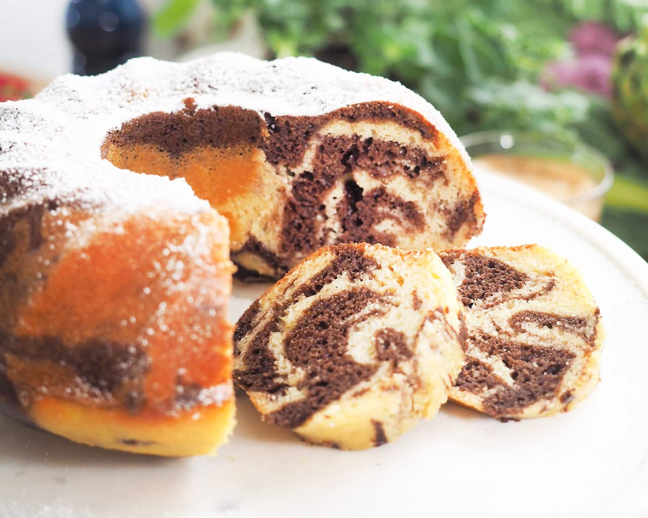 Marbled ricotta ciambella