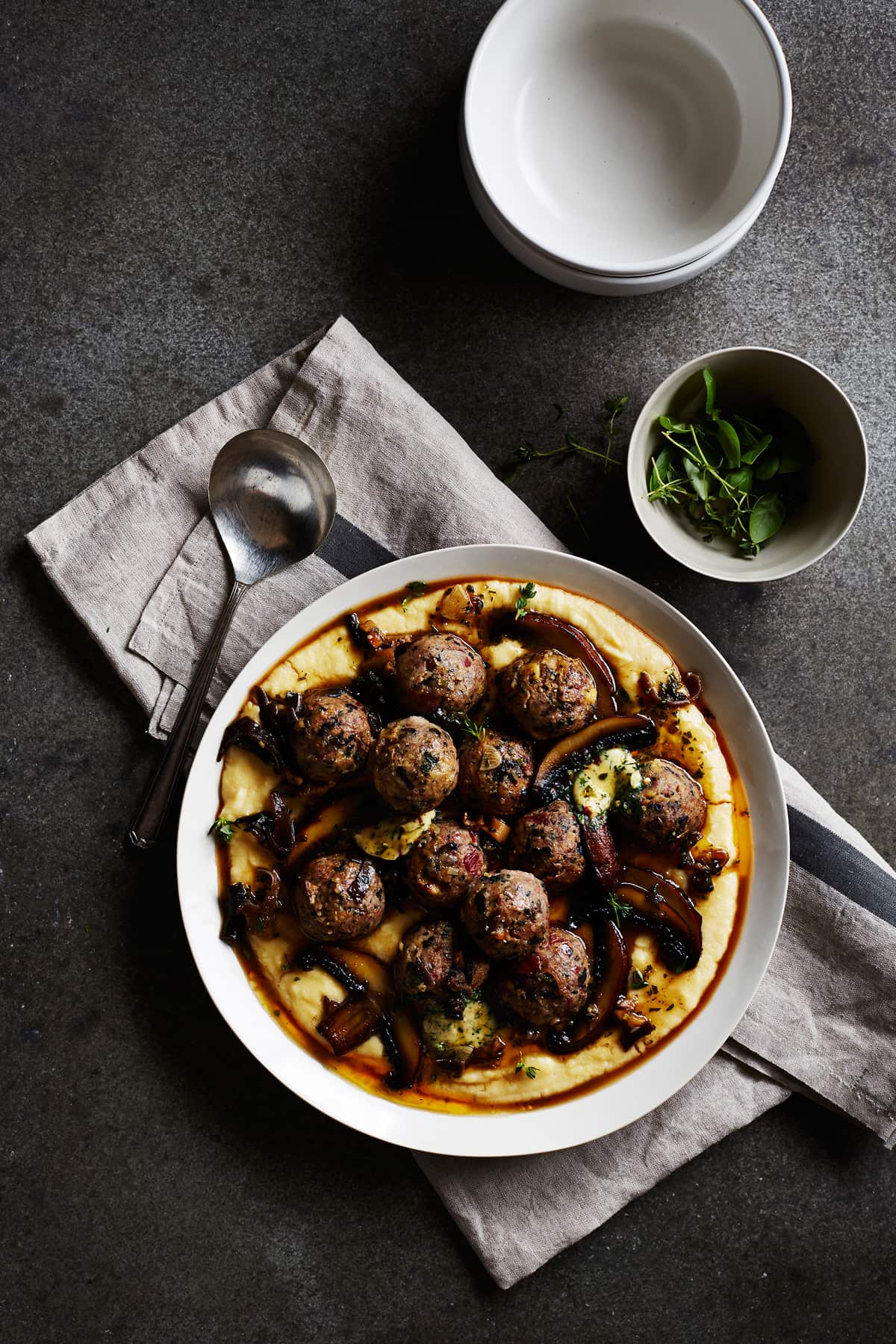 Veal and pork balls with polenta & mushroom
