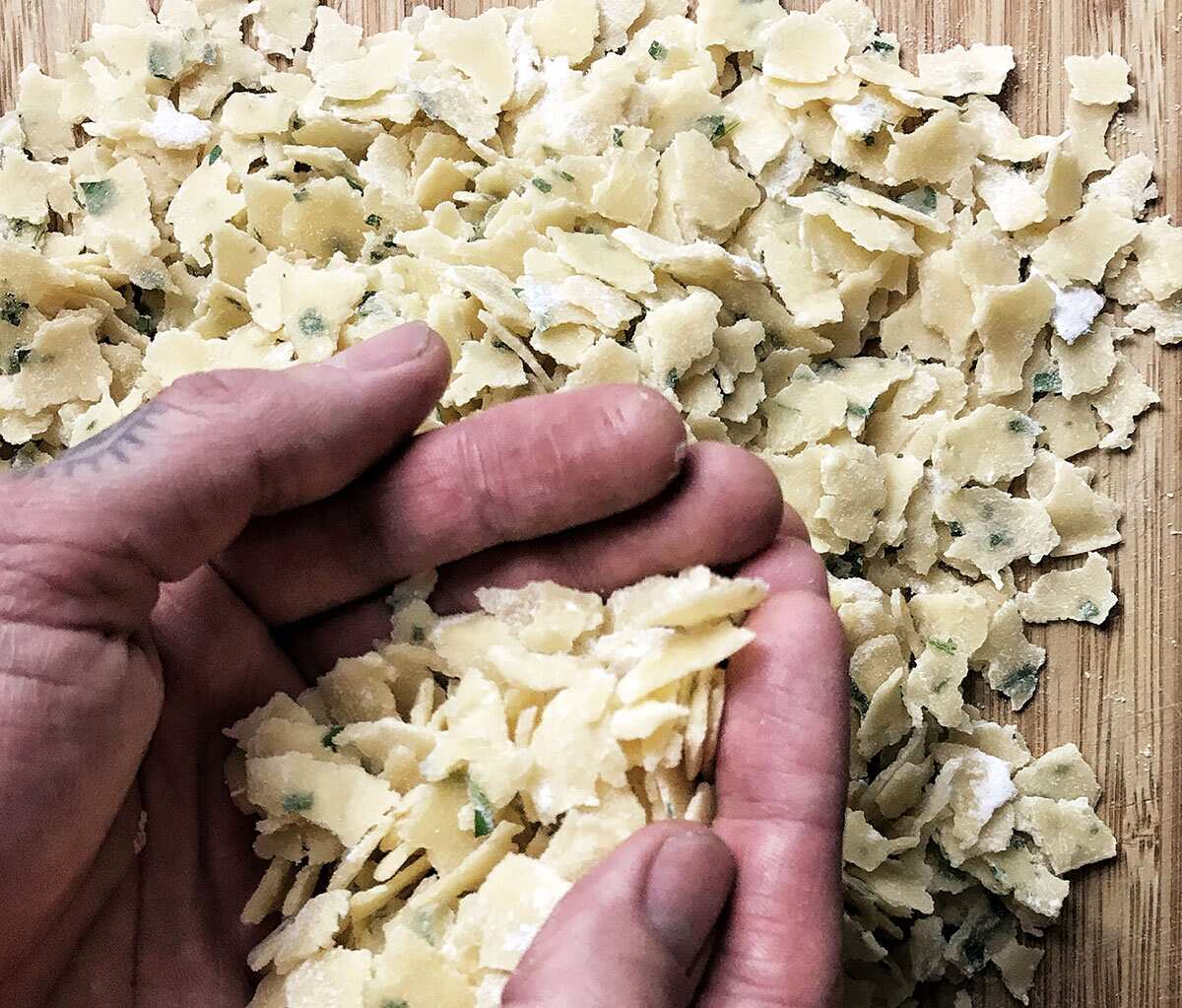 Pugliese torn pasta soup (ù tridd)