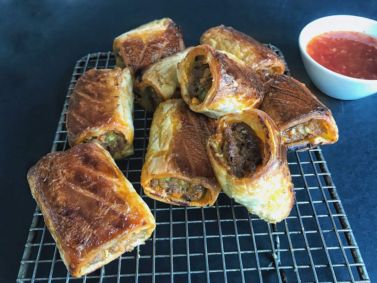 Tom yum sausage rolls