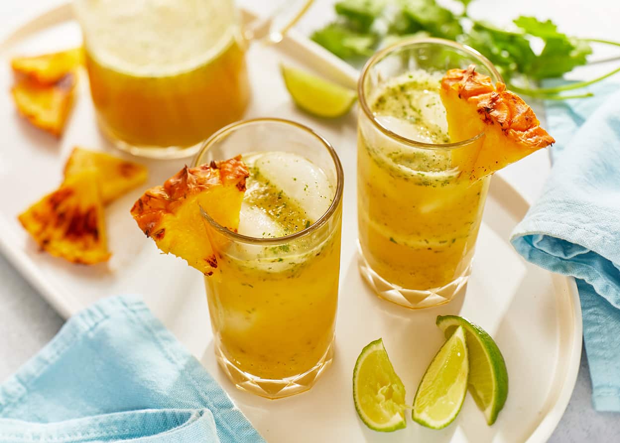 Pineapple spritz