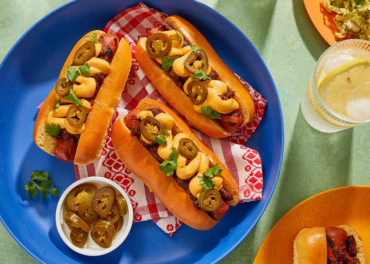 Vegan chilli cheese dogs