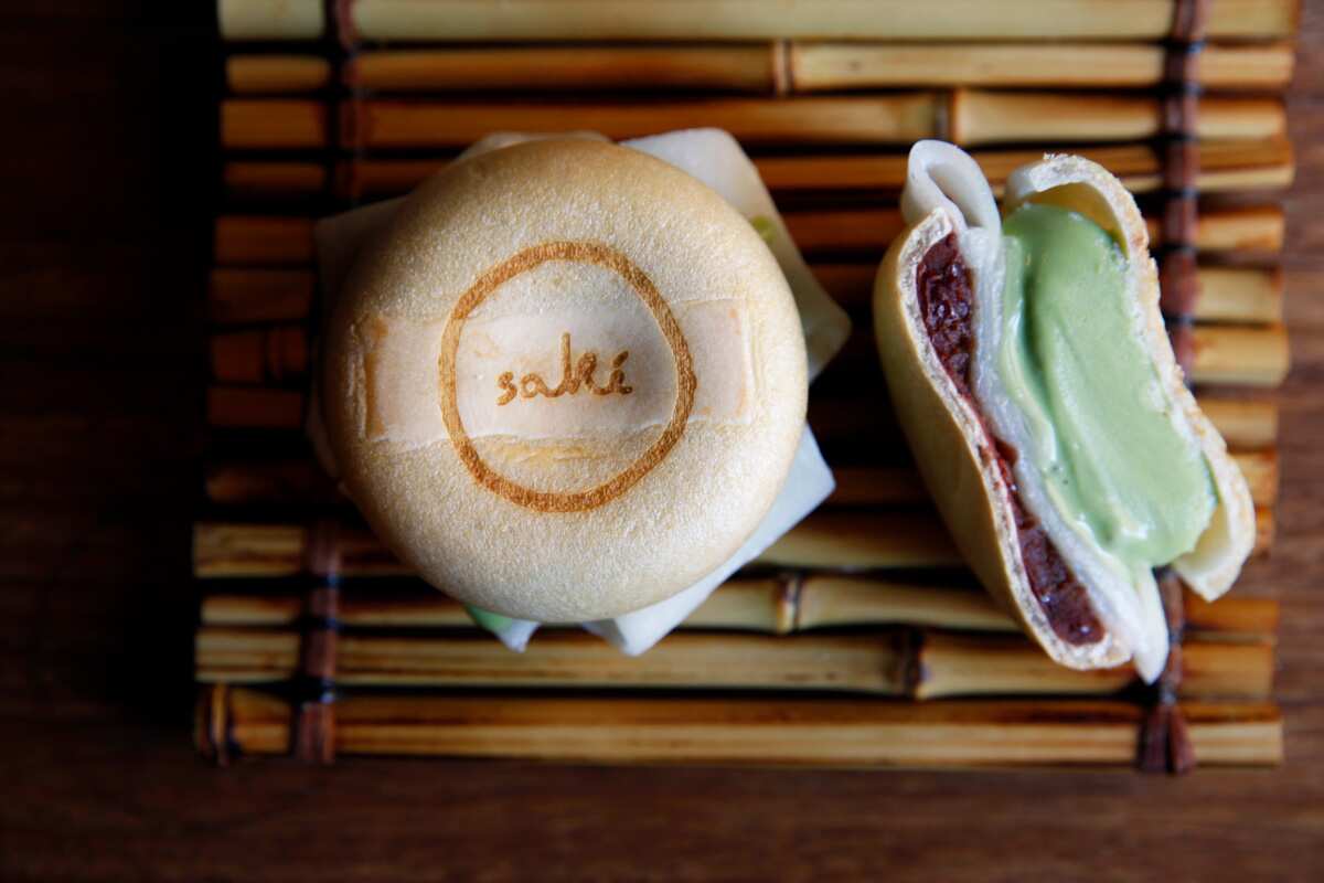 Saké Restaurant & Bar's monaka dessert.